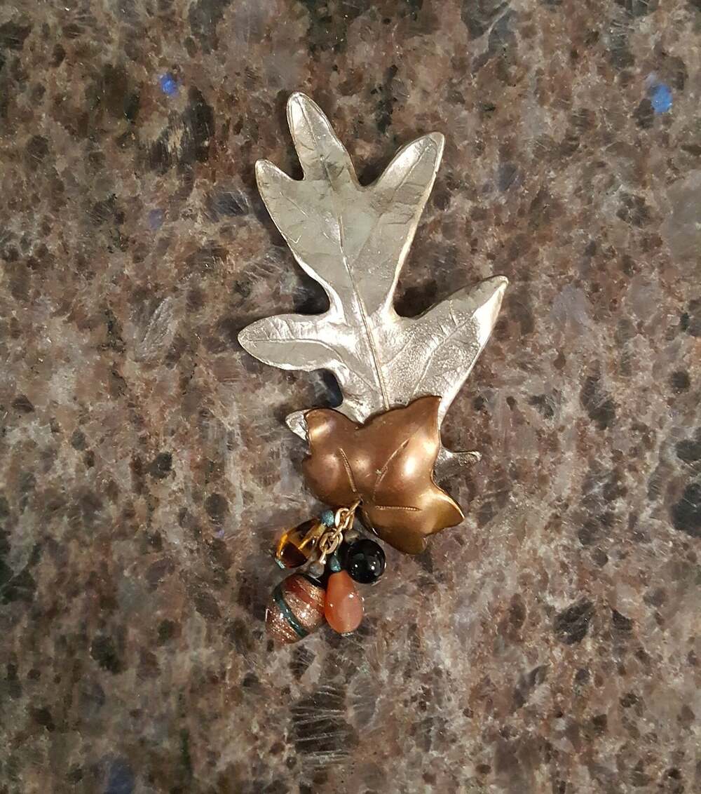 Vint. signed PISCES Oak & Maple Leaf silver/copper w/ glass bead seed Brooch Pin